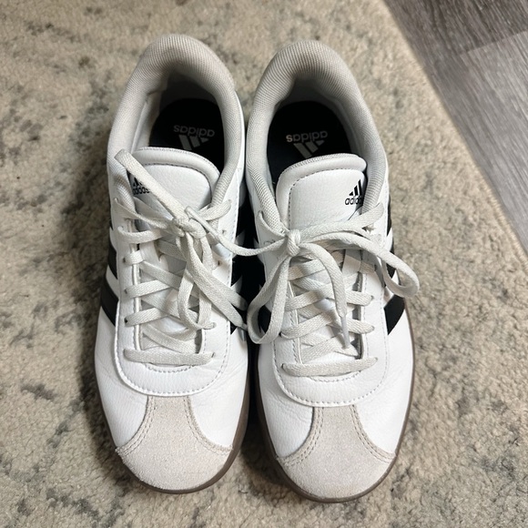 Adidas VL Court Sneakers - Picture 2 of 4